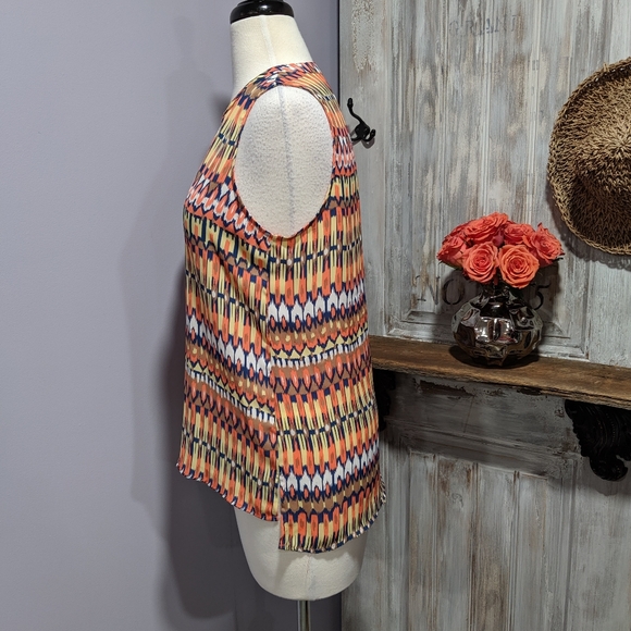 NWOT Fun 2 Fun (Stitch Fix) sleeveless blouse - Picture 2 of 7